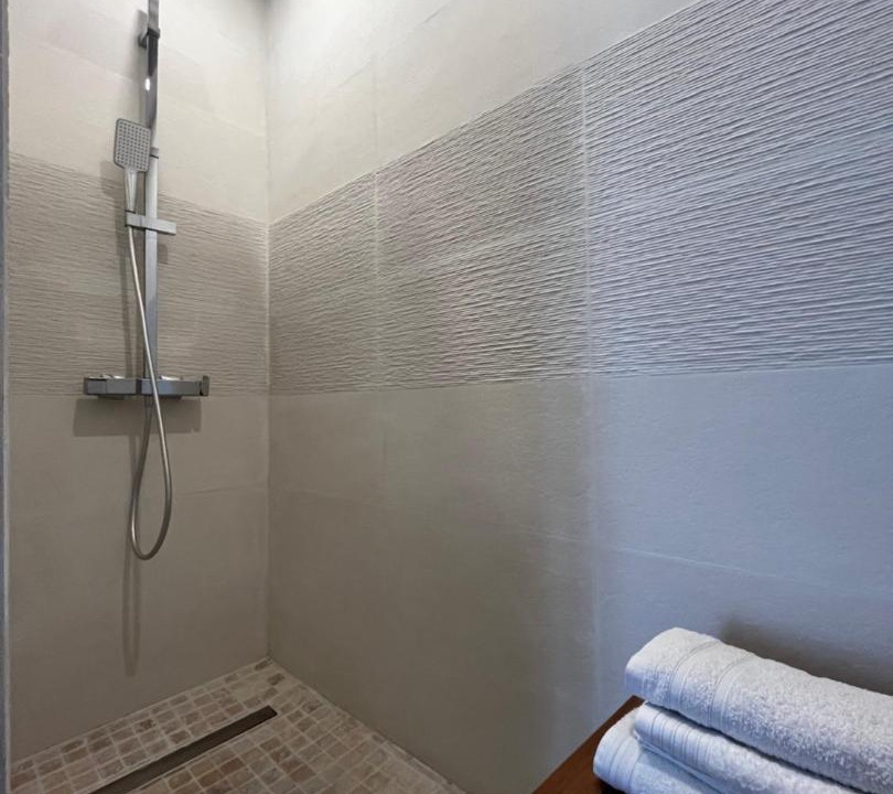 Photo of Bathroom in Fresnay-sur-Sarthe