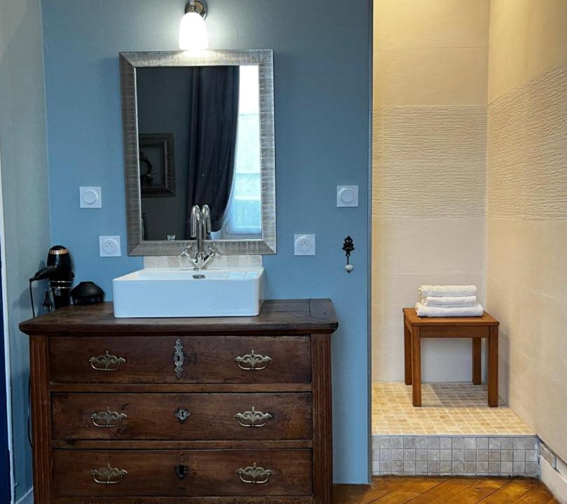 Photo of Bathroom in Fresnay-sur-Sarthe