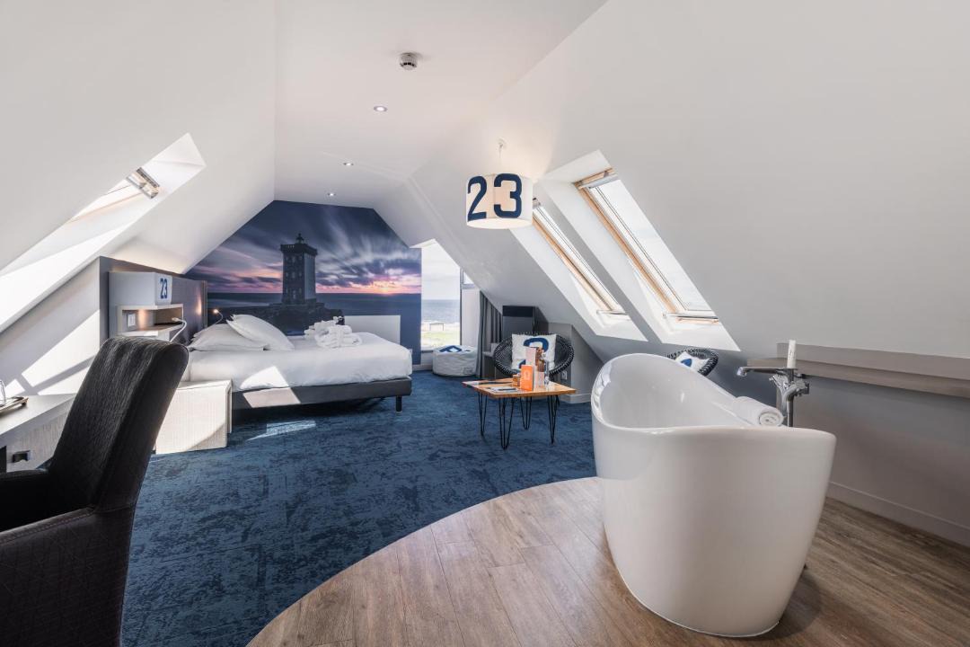 Photo of Others in Saint-Mathieu