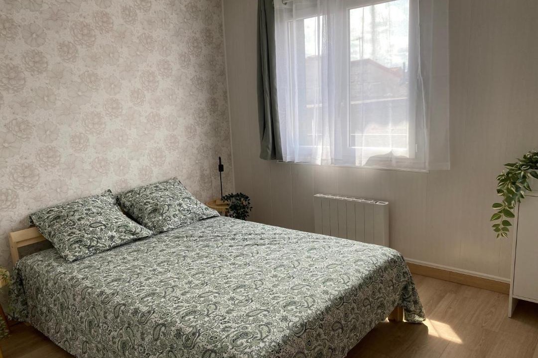 Photo of Bedroom in Pont-du-Chateau