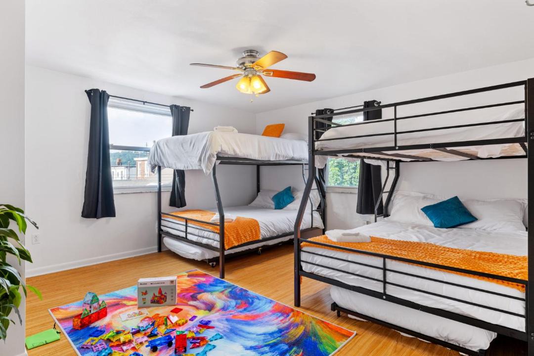 Photo of Bedroom in South Side Flats