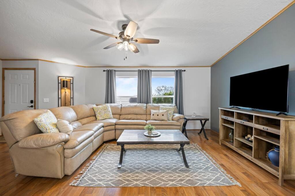 Photo of Livingroom in Finley