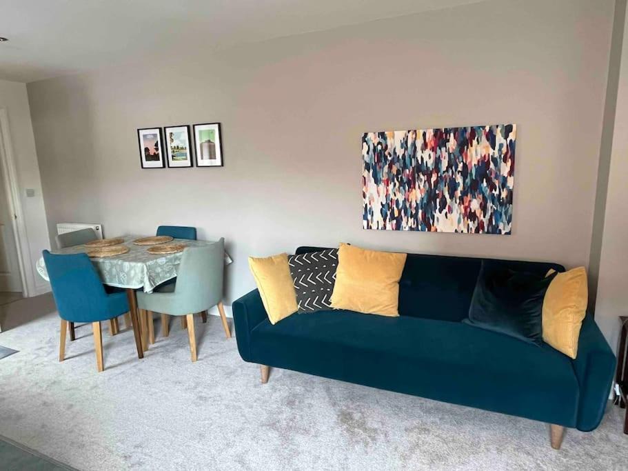 Photo of Livingroom in Wallingford