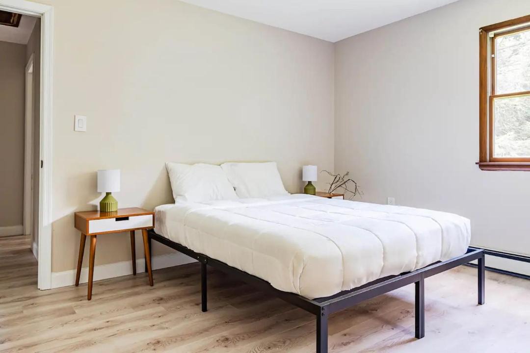 Photo of Bedroom in Barryville