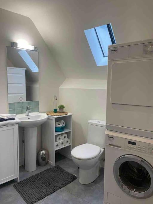 Photo of Others in Wallingford