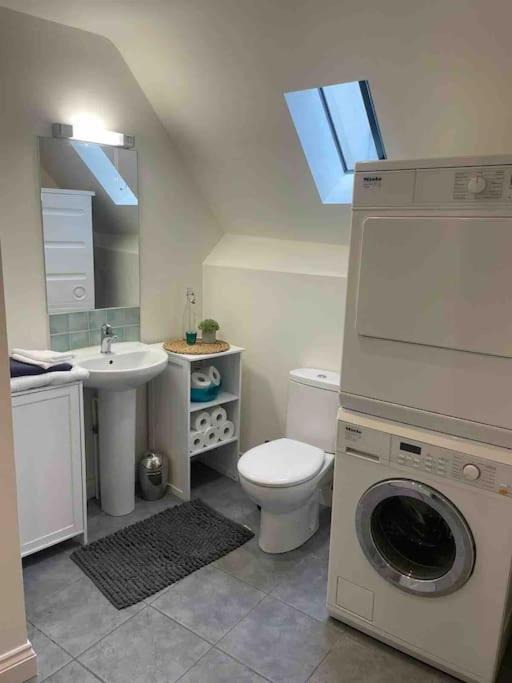 Photo of Others in Wallingford