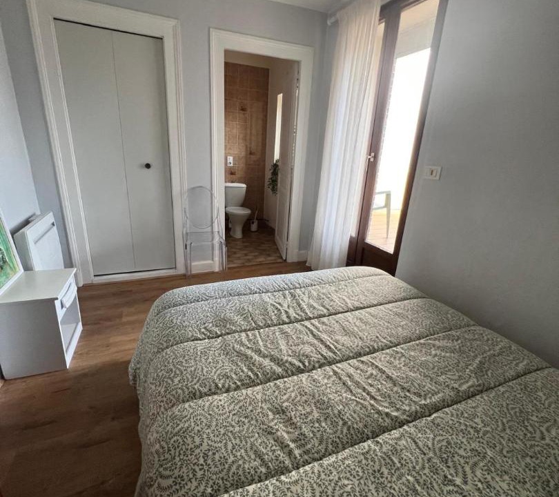 Photo of Bedroom in Saint-Florentin