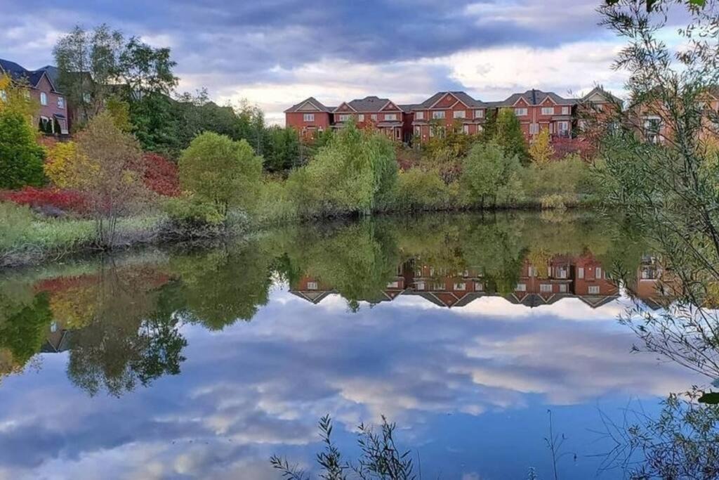 Photo of Others in Richmond Hill