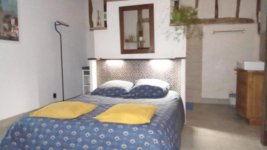 Photo of Bedroom in Pouillon