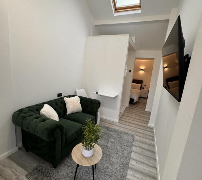 Photo of Others in Castle Bromwich