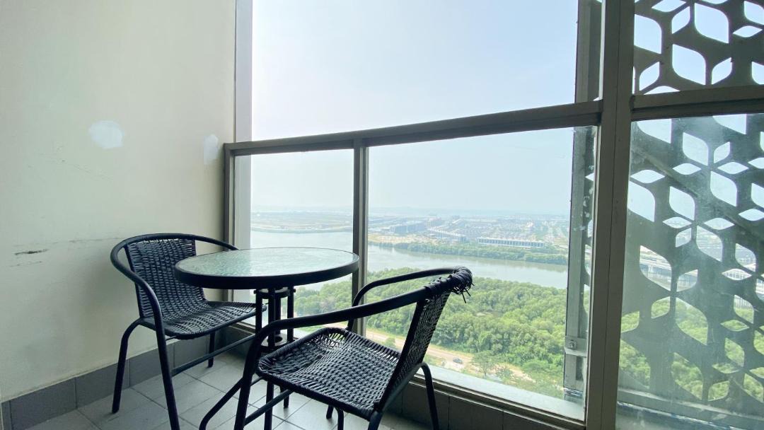Photo of Patio Balcony in Pantai Indah Kapuk