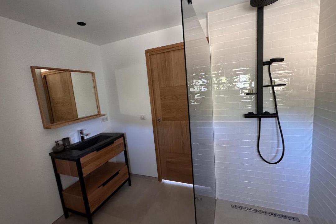 Photo of Bathroom in Montbazin