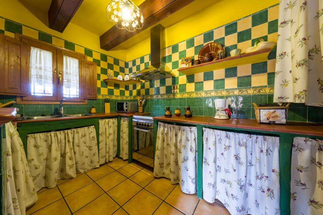 Photo of Kitchen in Tivenys