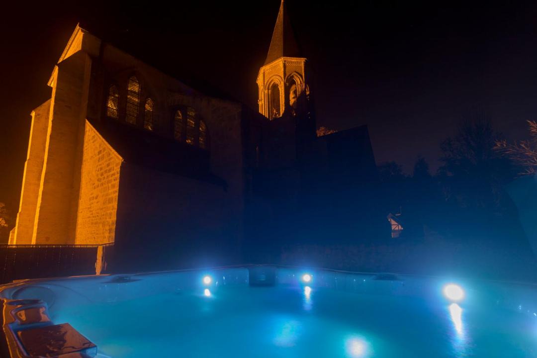 Photo of Others in Thiveral-Grignon