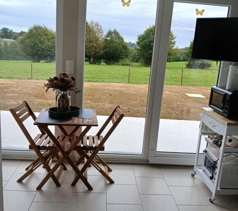 Photo of Others in Leschelle