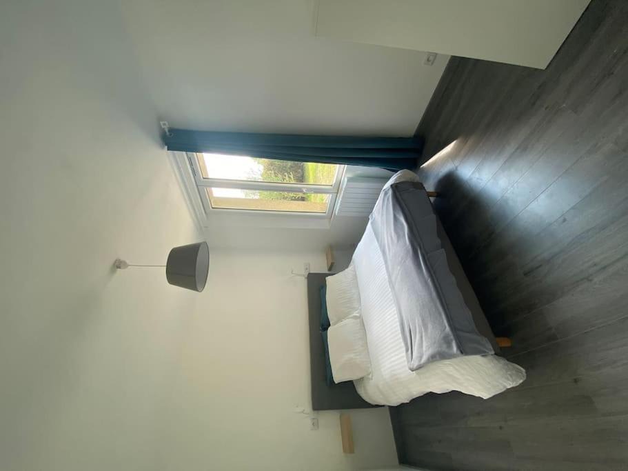 Photo of Bedroom in La Chapelle-sur-Loire
