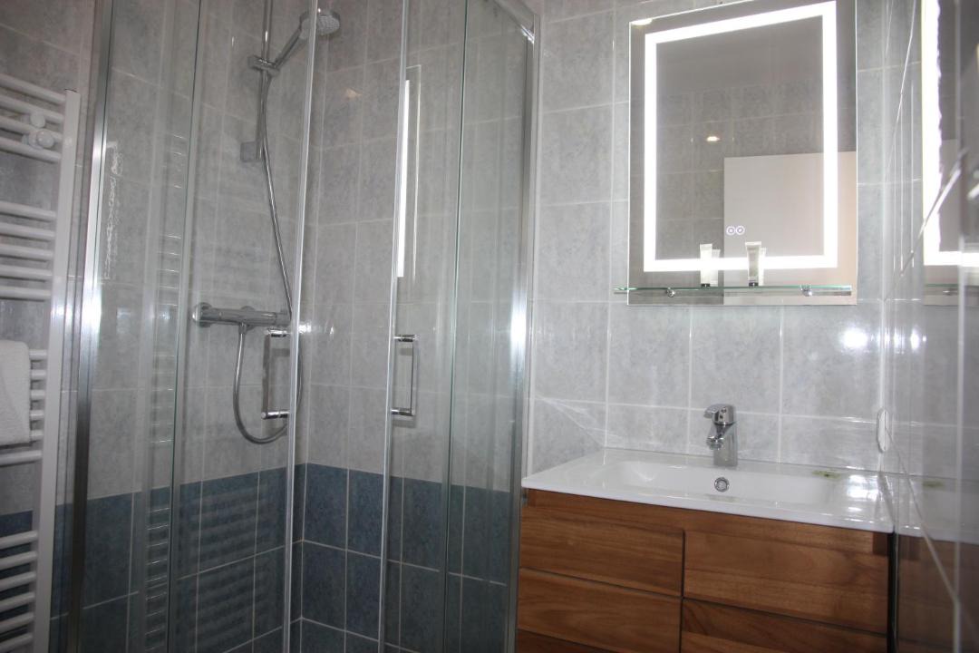 Photo of Bathroom in Pont Rousseau