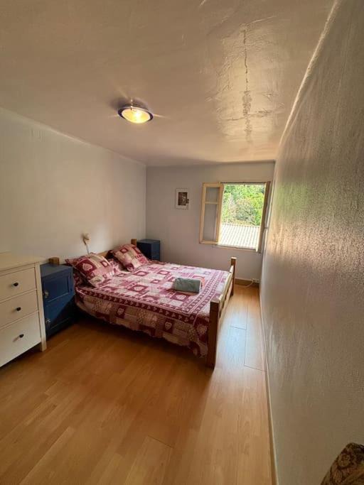 Photo of Bedroom in Axat