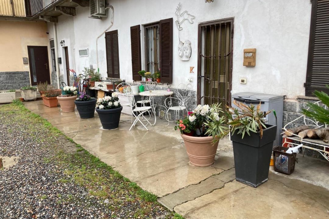 Photo of Others in Saronno