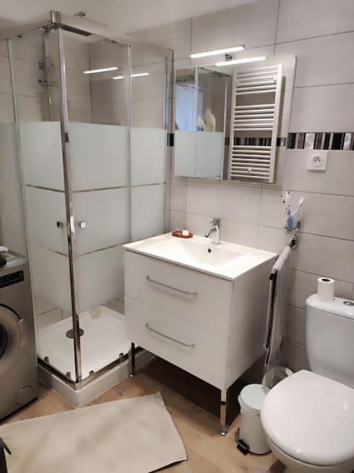 Photo of Bathroom in Cierp-Gaud