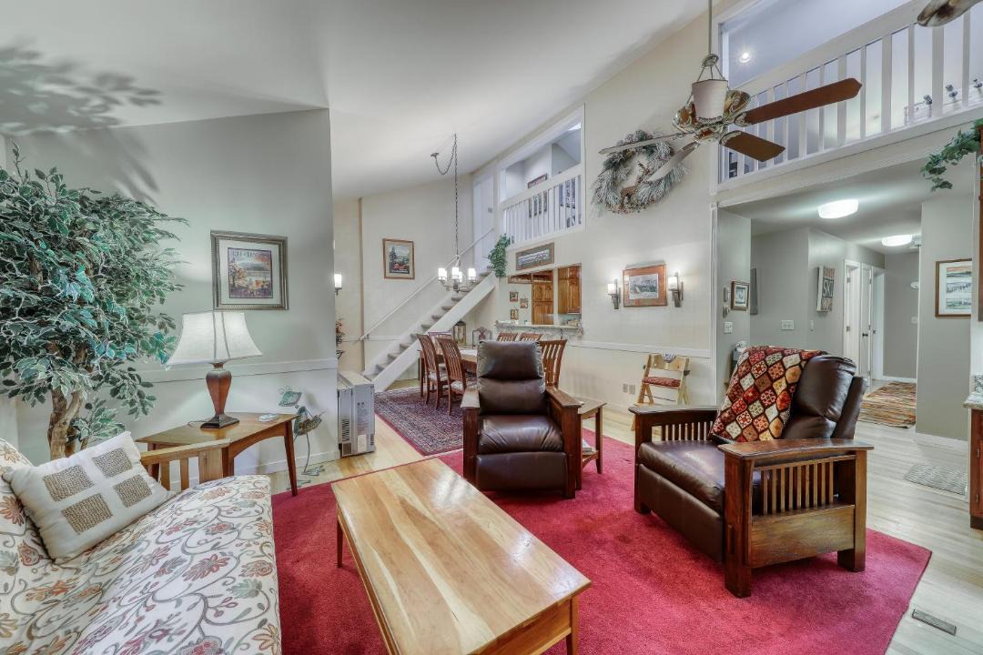 Photo of Others in Warren