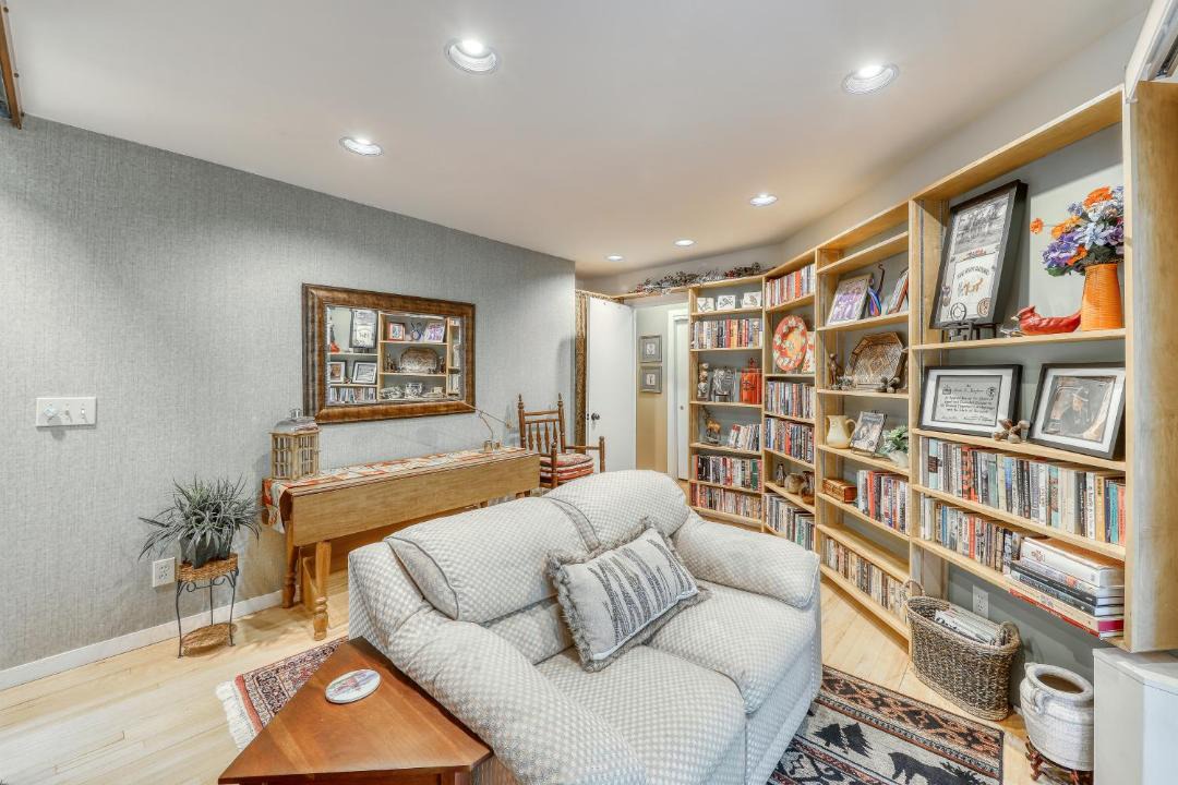 Photo of Others in Warren