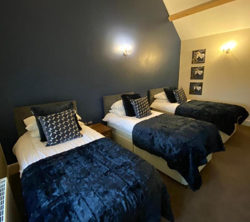 Photo of Others in Storwood