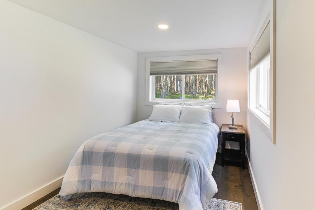 Photo of Bedroom in Roque Bluffs