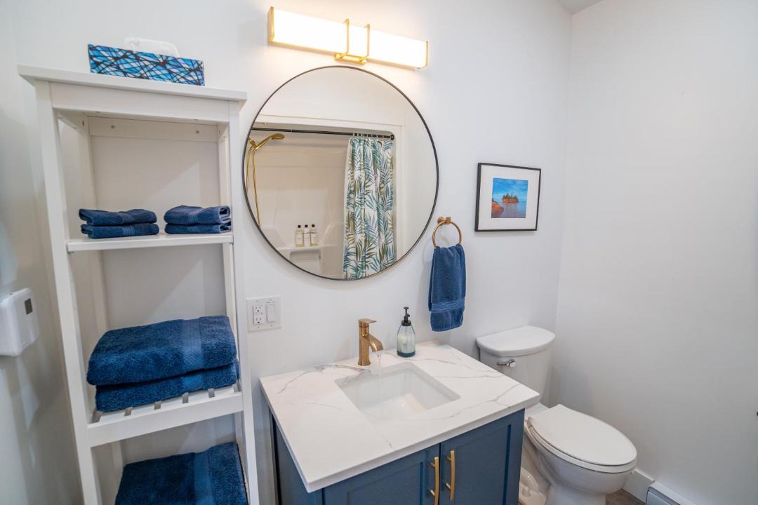 Photo of Bathroom in Burntcoat