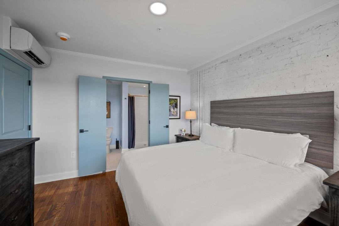Photo of Bedroom in Conway