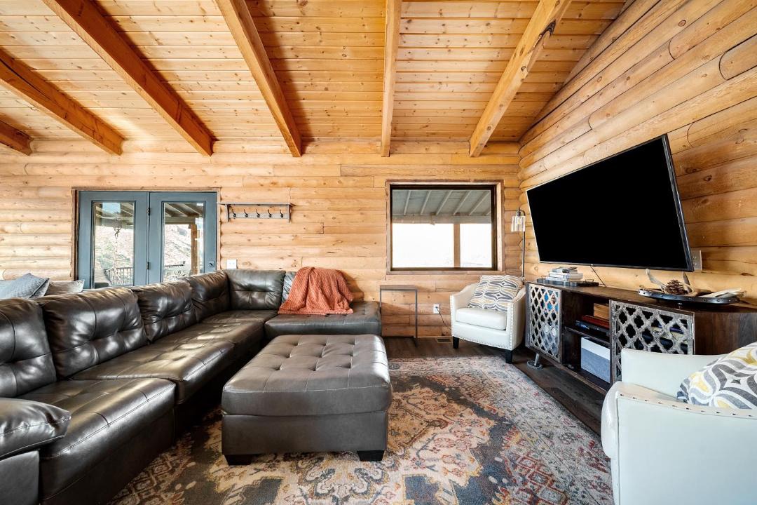 Photo of Livingroom in Apple Valley