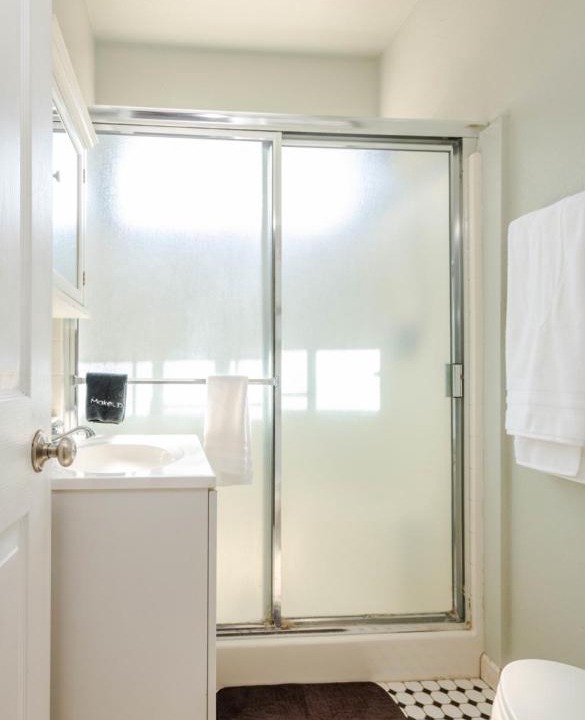 Photo of Bathroom in Los Alamos