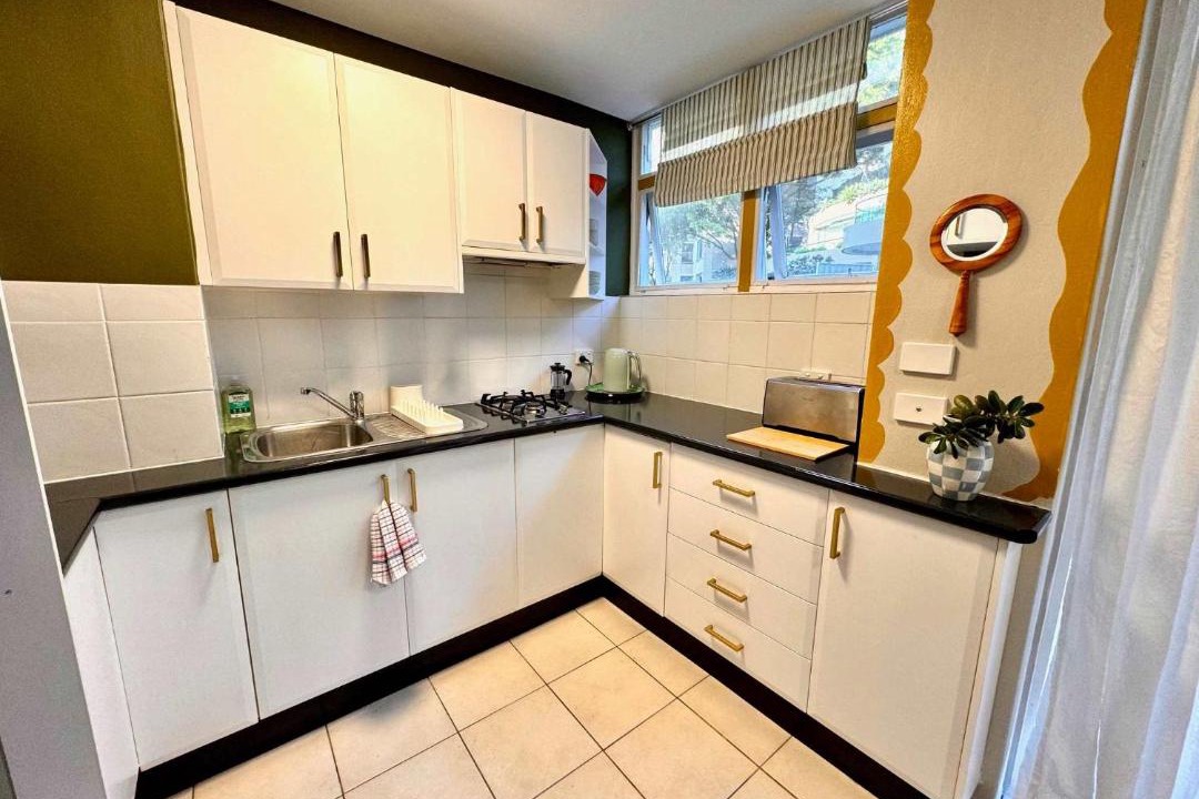 Photo of Kitchen in Elizabeth Bay