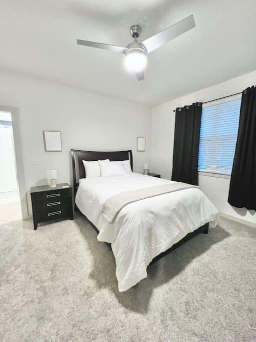 Photo of Bedroom in McNeil