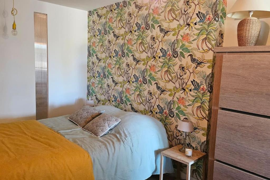 Photo of Bedroom in Louhans