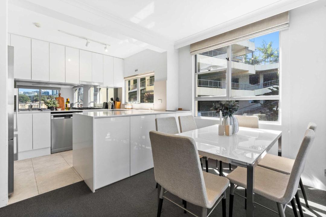 Photo of Others in McMahons Point