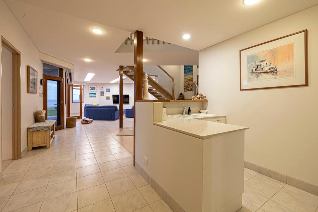 Photo of Others in Tennyson