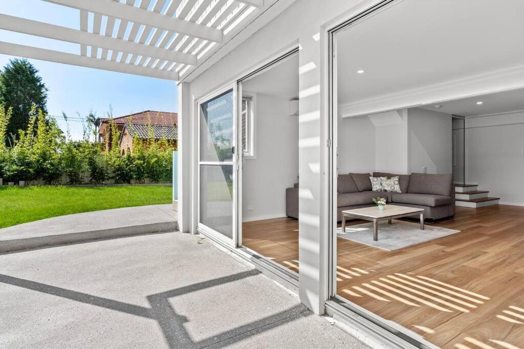 Photo of Others in Caves Beach