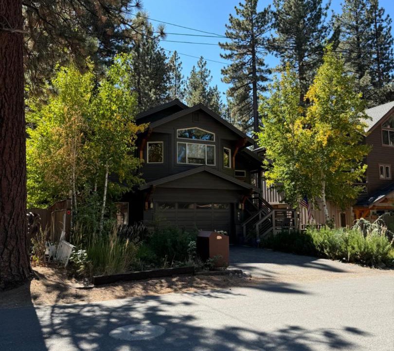 Photo of Others in Al Tahoe