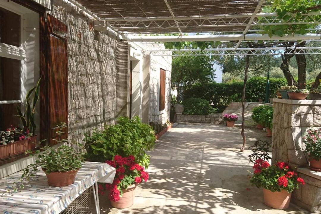 Photo of Patio Balcony in Broce