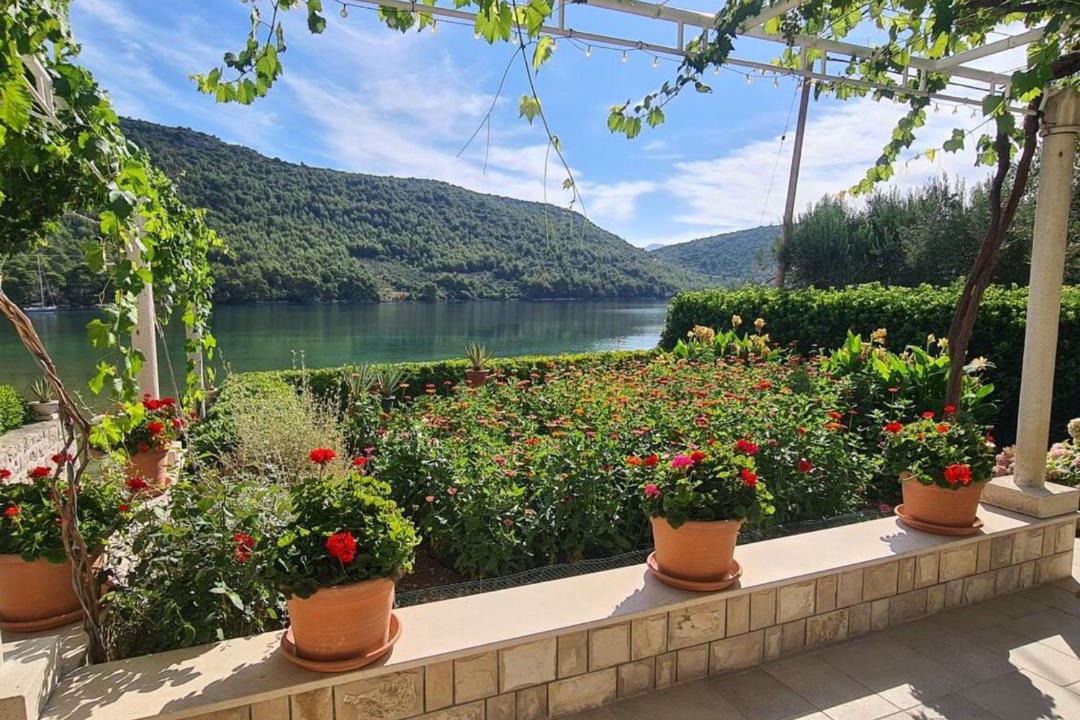 Photo of Patio Balcony in Broce