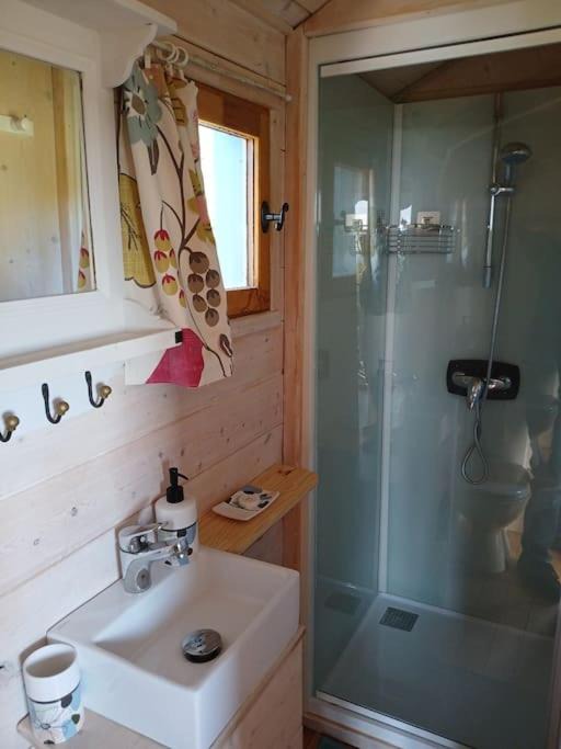 Photo of Bathroom in Preignan