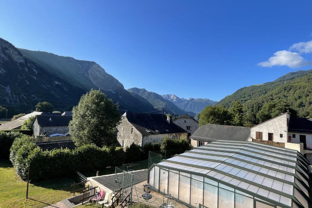 Photo of Others in Bielle