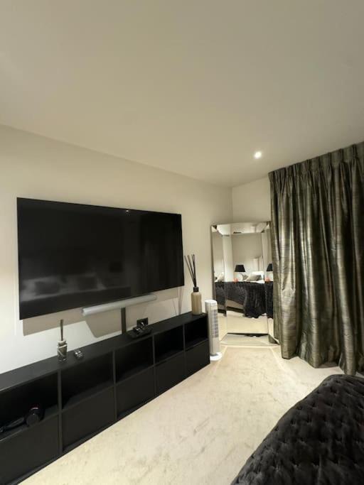 Photo of Others in Chelsea Harbour