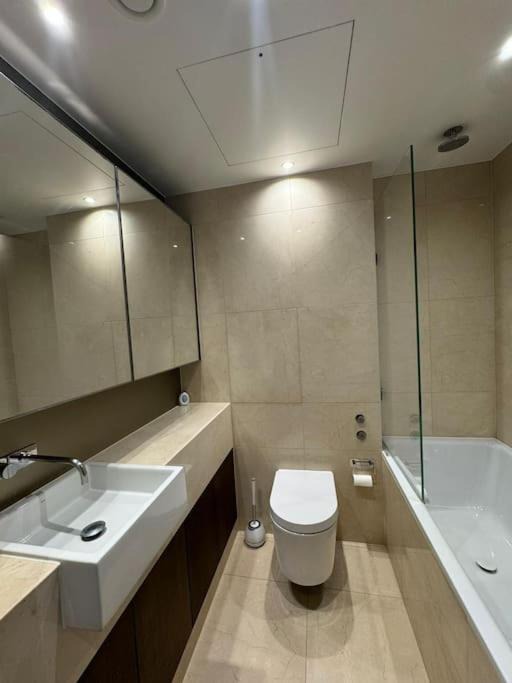 Photo of Bathroom in Chelsea Harbour