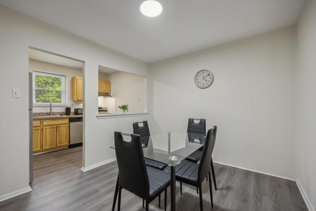 Photo of Kitchen in Newark