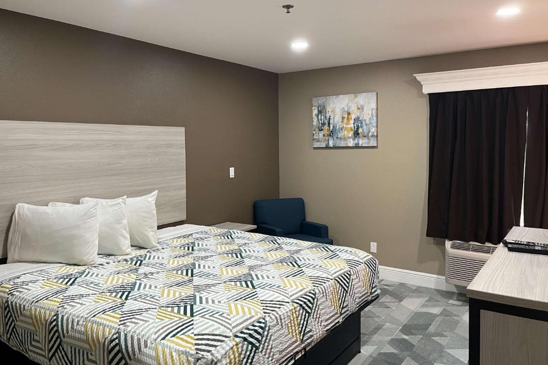 Photo of Bedroom in Houma