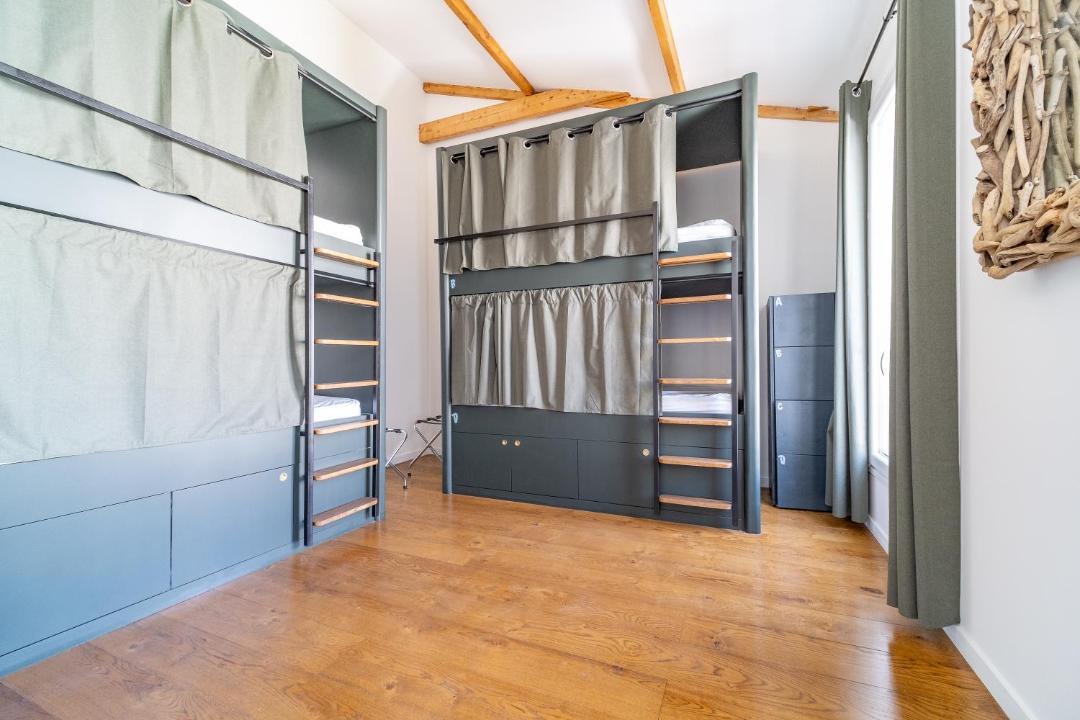 Photo of Bedroom in Quartier de la Folie-Mericourt