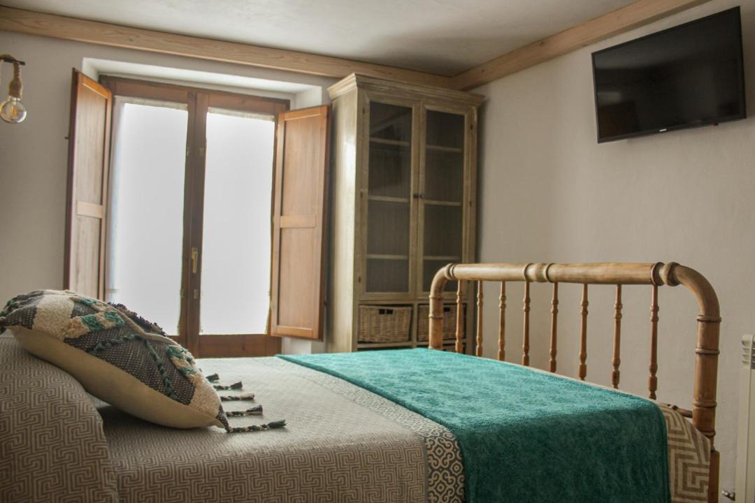 Photo of Bedroom in Roni