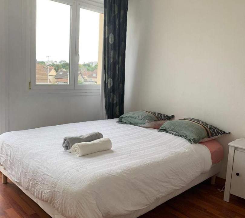 Photo of Bedroom in Mondeville